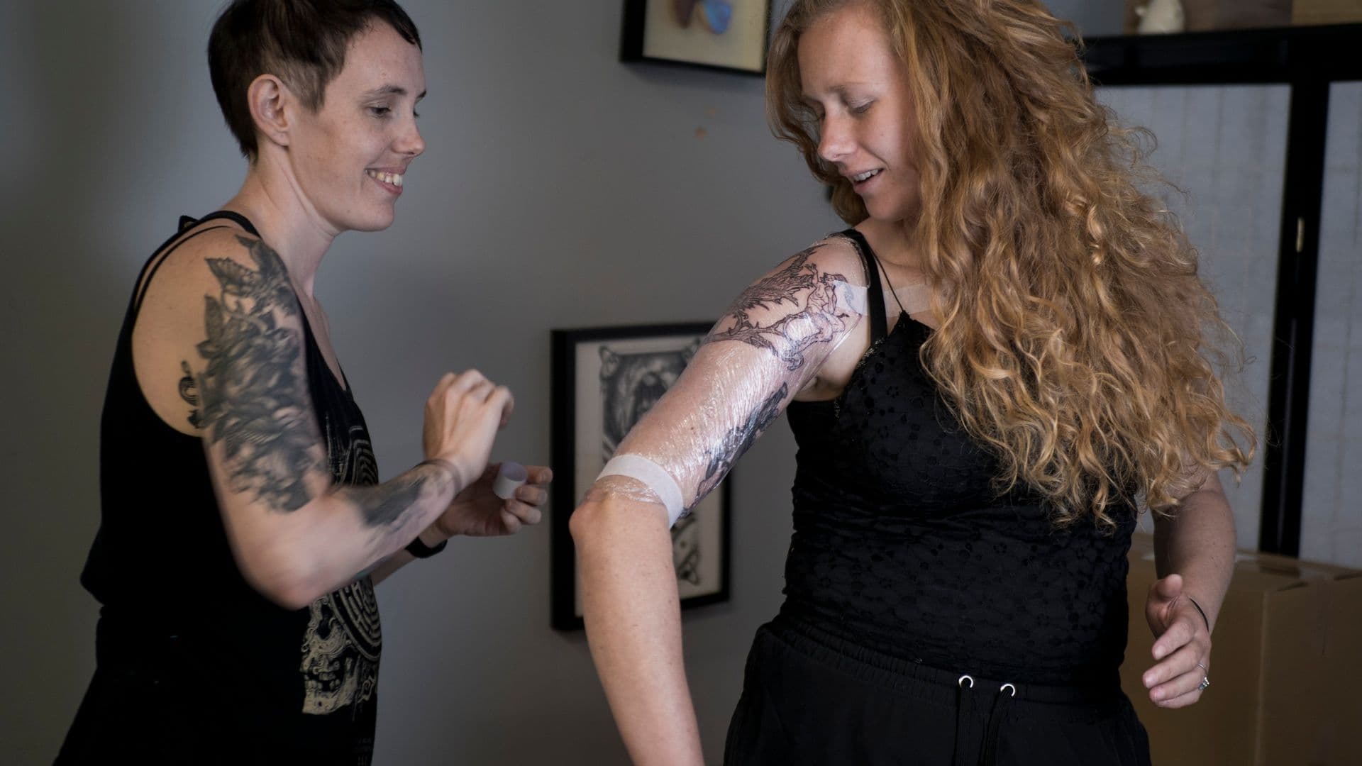 Mel Trender tattooer, fantasy and game culture tattoos
